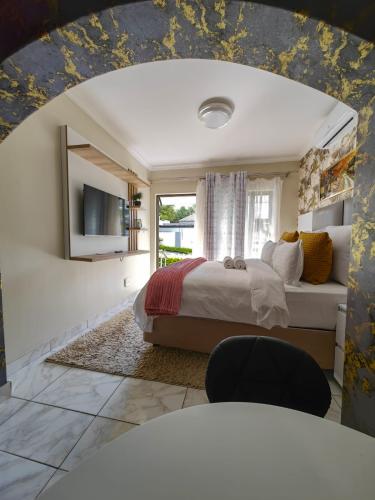 photo-2025-05-01-14-23-44