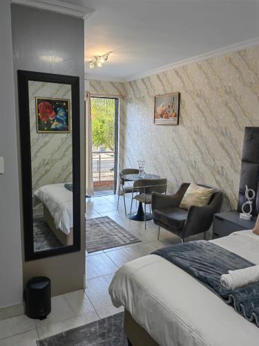 photo-2025-05-01-17-20-05