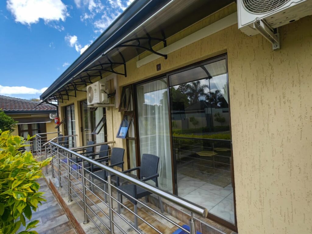 PHOTO-2025-04-28-23-01-11