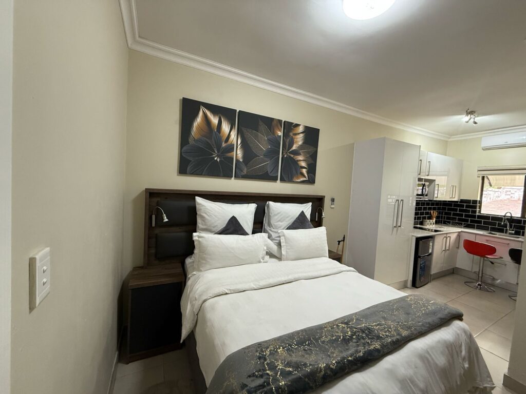 PHOTO-2025-05-01-14-34-19 2