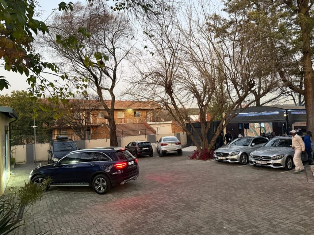 PHOTO-2025-12-07-11-56-34 4