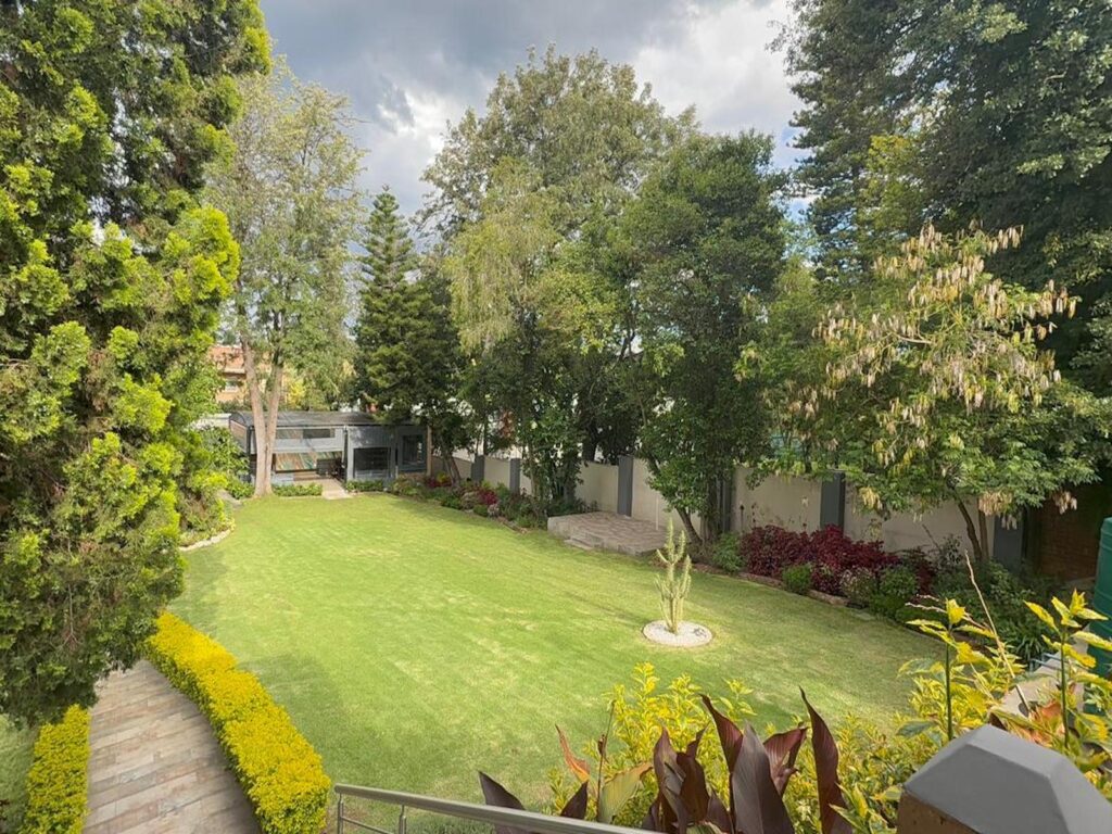 PHOTO-2025-12-12-21-01-29 2