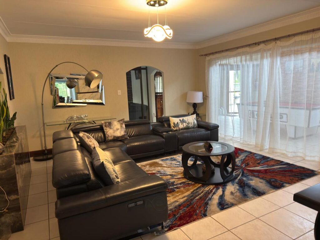 PHOTO-2025-12-13-11-53-26